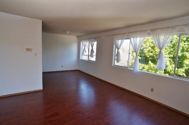 Building Photo - 260 Lighthouse Ave
