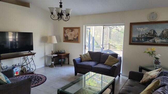 Building Photo - 15405 Margaux Dr