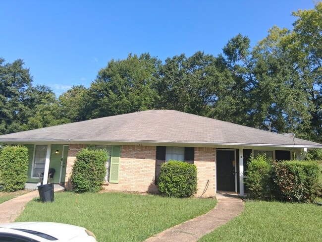 Photo - 116 Timberlawn Road Apartment