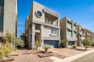 Building Photo - 8052 Haywood Estate Ave