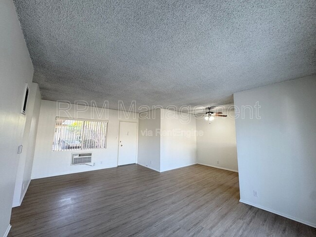 Foto del edificio - 4350 Troost Ave