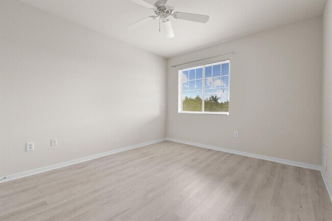 Foto del edificio - 6556 Emerald Dunes Dr