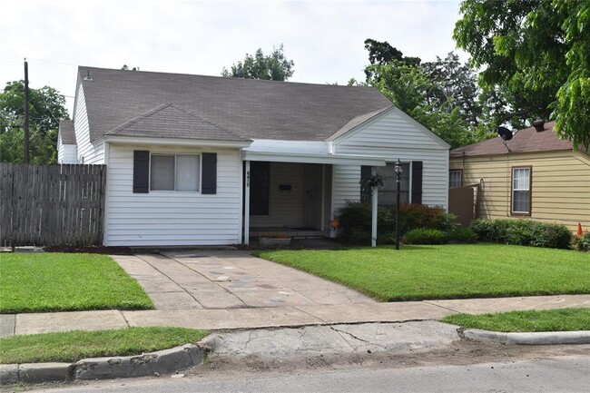Building Photo - 6410 Covington Ln