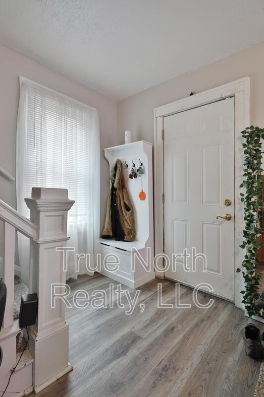 Foto del edificio - 1599 Mooberry St