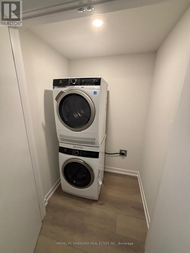 Photo du bâtiment - 82 Ziibi Wy