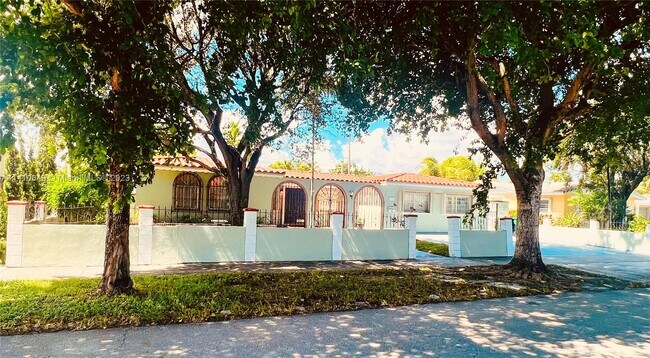 Foto del edificio - 4120 SW 98th Ct