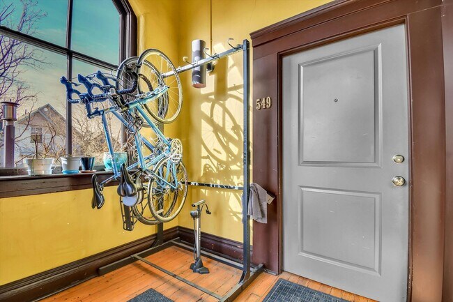 Building Photo - Luxury residence in the heart of Denver’s historic Baker district - 2 bedrooms - 2 Bathrooms - To...