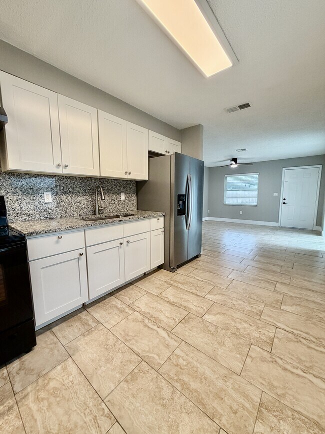Foto del edificio - 7132 Oakwood Dr