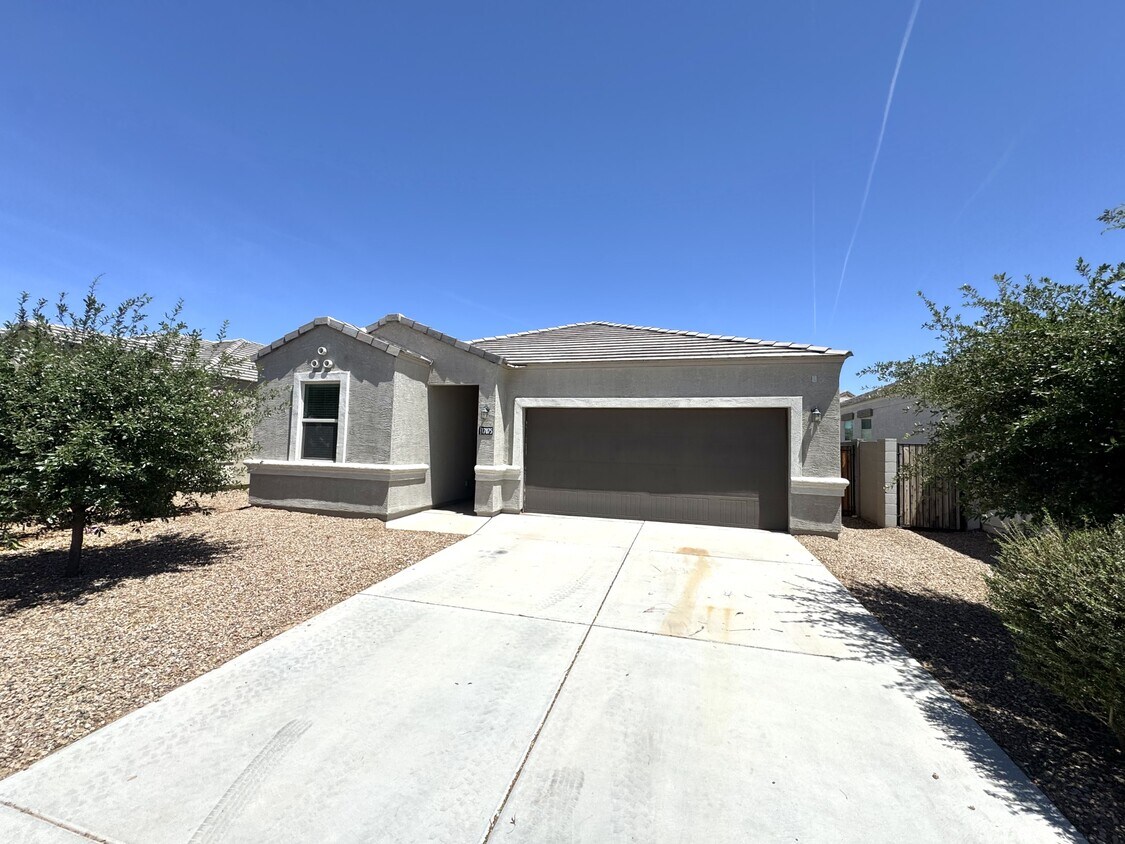 Foto principal - 17875 N Pietra Rd