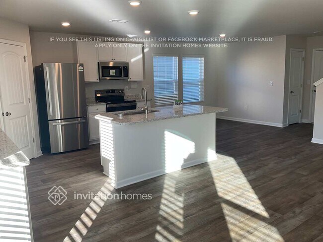 Foto del edificio - 211 White Flds Ave