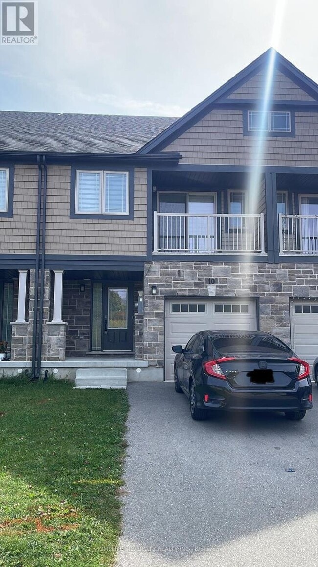 Building Photo - 10 Harrison Dr