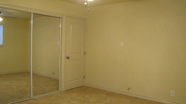 Foto del edificio - 2726 Coldstream St