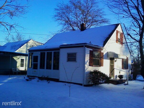 Primary Photo - 3513 Commonwealth Ave