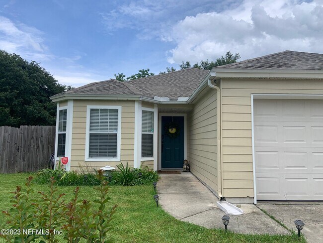 Building Photo - 1613 Teaberry Dr