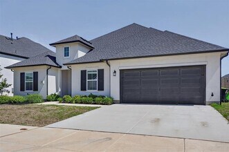 Building Photo - 845 Ranchland Rd