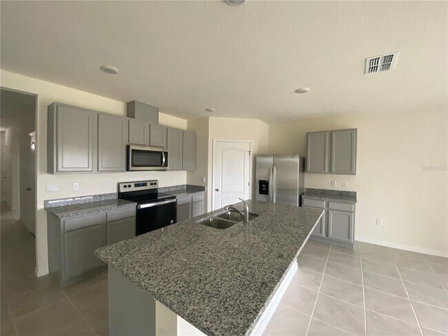 Foto del edificio - 3277 Pond Ln