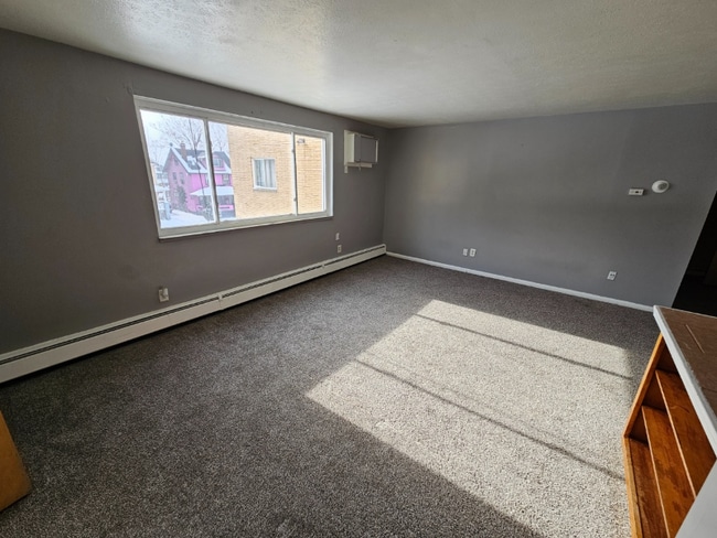 Building Photo - 1885 Taylor Rd