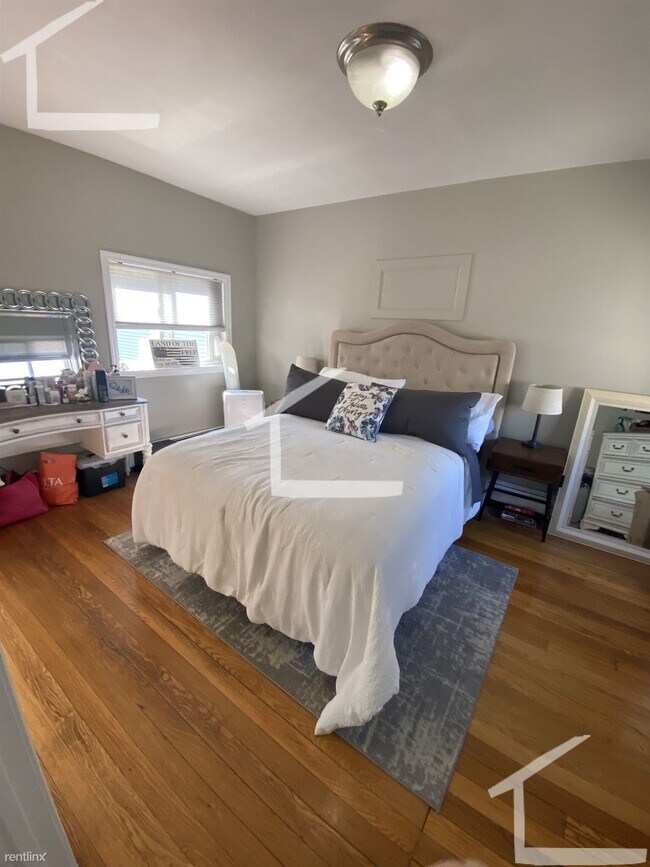 Foto del edificio - 2 br, 1 bath House - 52A Port Norfolk St
