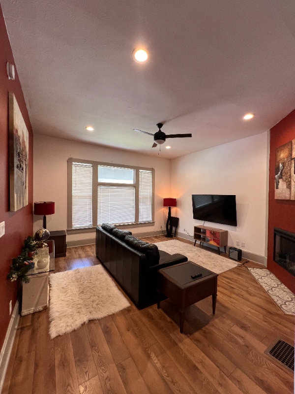 Building Photo - 36 S Dearborn St