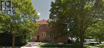 Building Photo - 132 Old Surrey Ln