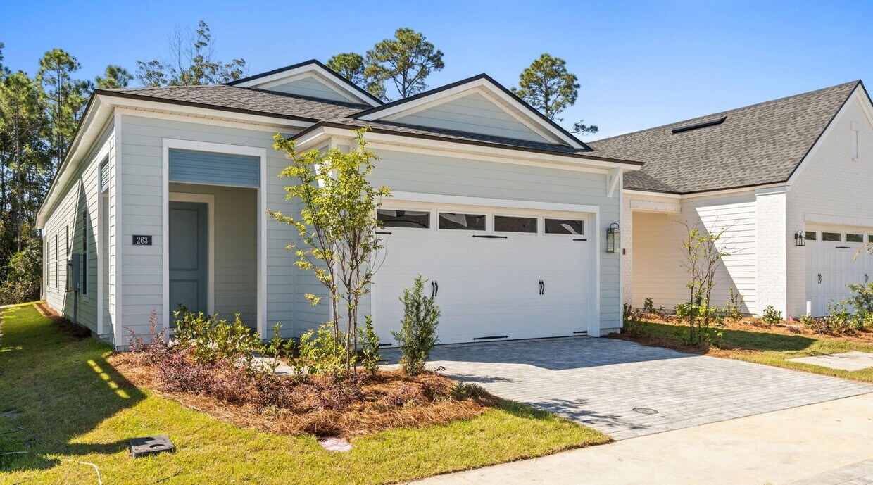 Foto principal - 263 Breakwater Blvd