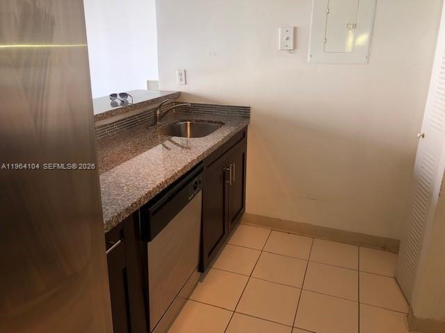 Foto del edificio - 7601 E Treasure Dr