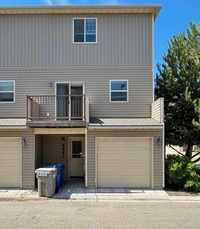 Building Photo - 8861 W Pine Valley Ln