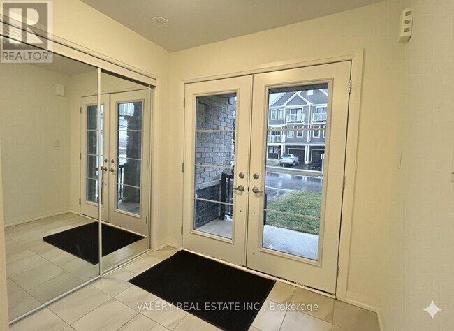 Photo du bâtiment - 90 Norwich Cres