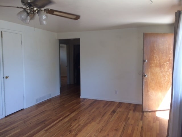 Building Photo - 3 bedrooms/1.5 bath Ranch House