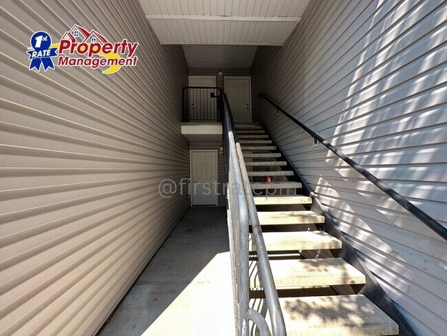 Foto del edificio - 11896 Cloverbrook Ln