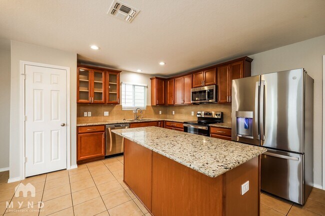 Foto del edificio - 11331 Fine Design