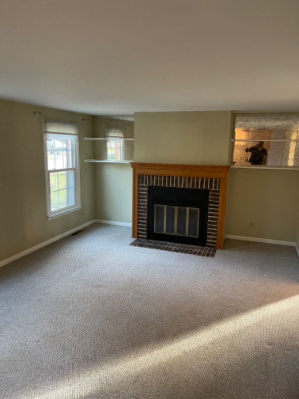 Building Photo - 125 Fairgreen Dr