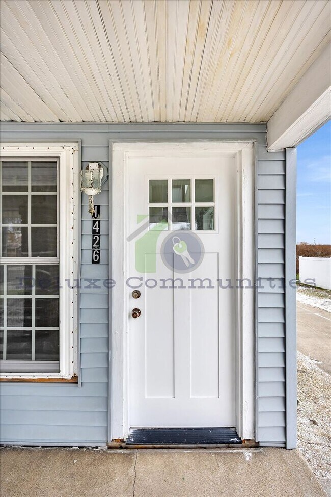 Foto del edificio - Completely Remodeled 2 Bed- Available Now!!