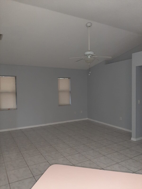 Building Photo - 1474 Dewitt St