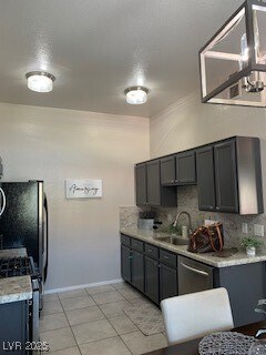 Foto del edificio - 3541 Desert Cliff St