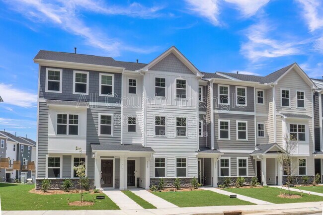 Foto del edificio - 1715 Chirping Trl