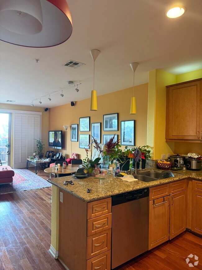Building Photo - 3857 Pell Pl