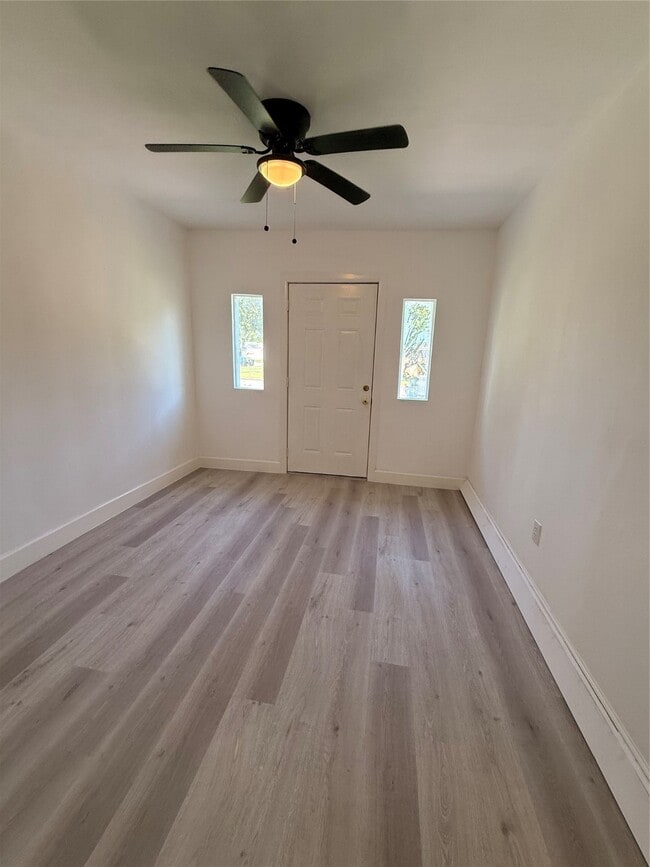 Building Photo - 6822 Tierwester St