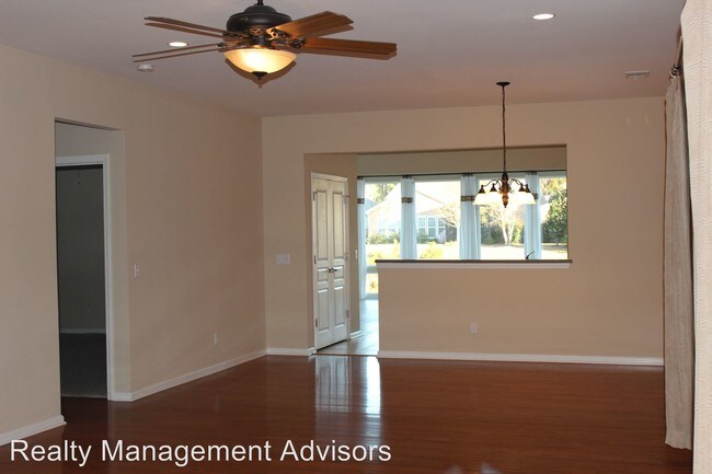 Foto del edificio - 2 br, 2 bath House - 42 Honesty Lane