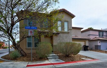 Building Photo - 5332 N Carlsbad Heights St