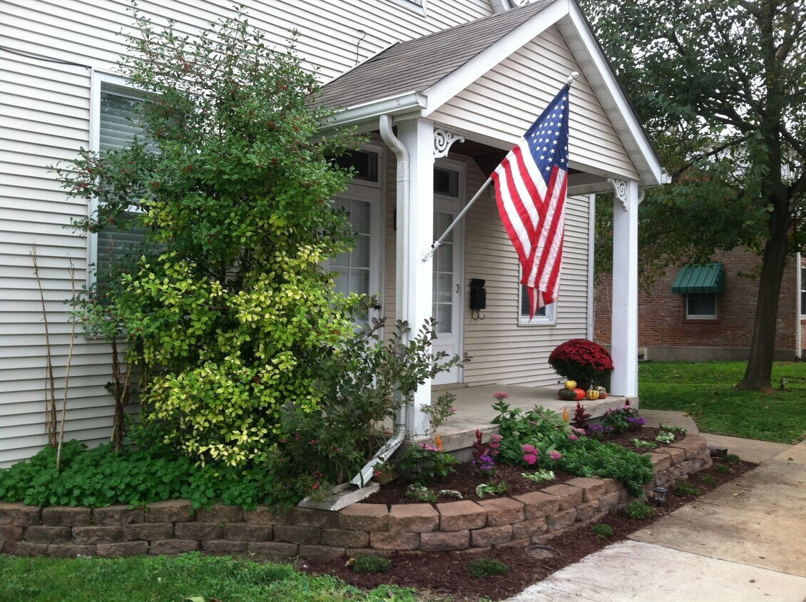 1110 N 3rd St, Saint Charles, MO 63301 House Rental in Saint Charles