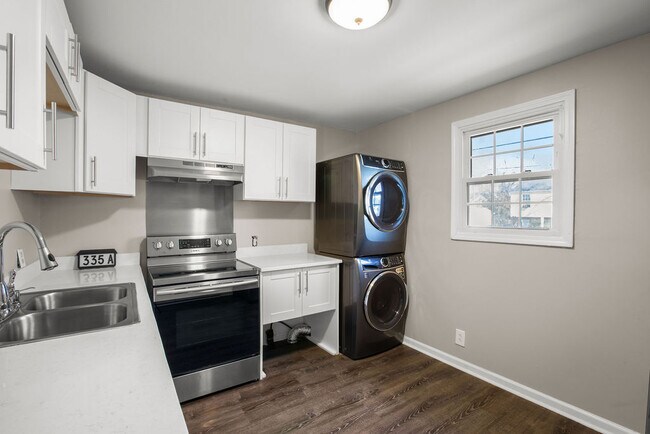 cocina - 335 Grace St