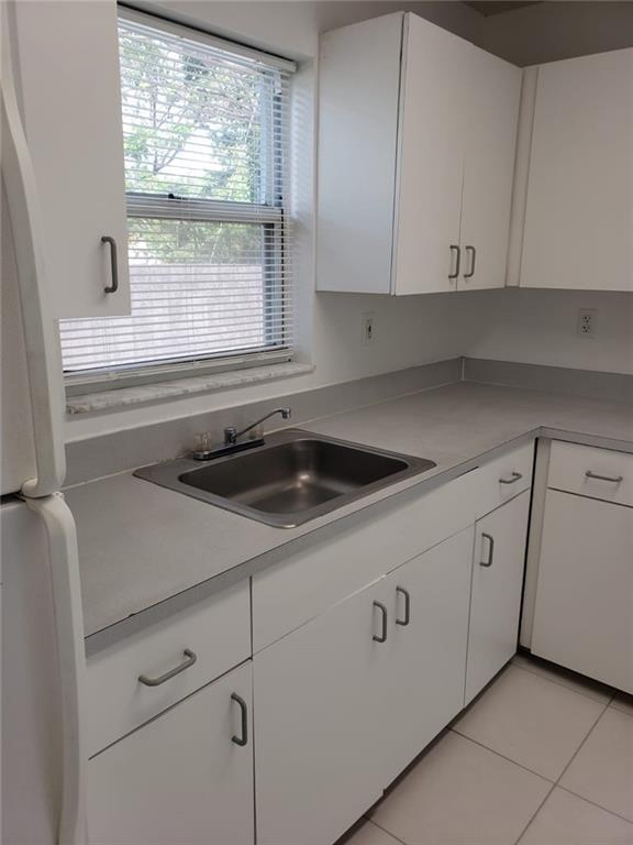 Primary Photo - 2223 Taylor St