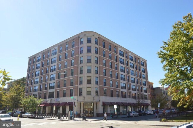 Foto del edificio - 2750 14th St NW