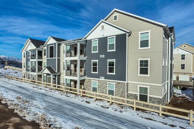 Building Photo - 14484 S Ronan Ln
