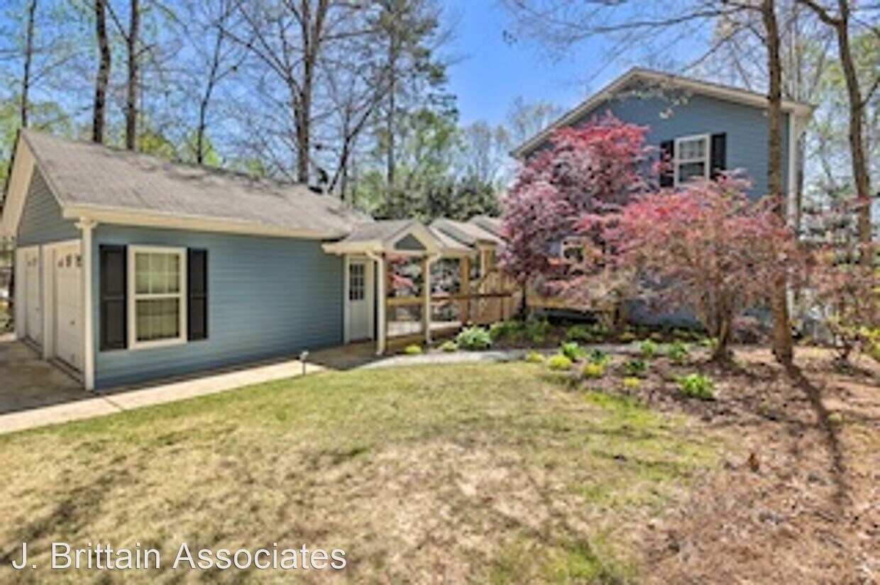 Primary Photo - 4 br, 3 bath House - 41 Austin Drive
