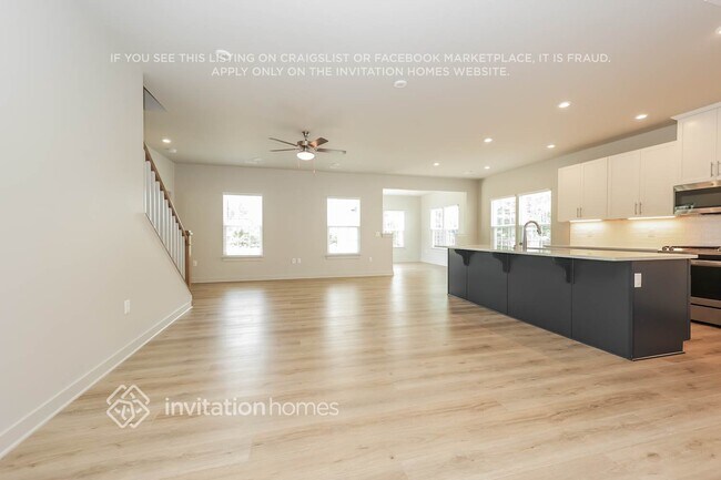 Foto del edificio - 6550 Palm Warbler Dr