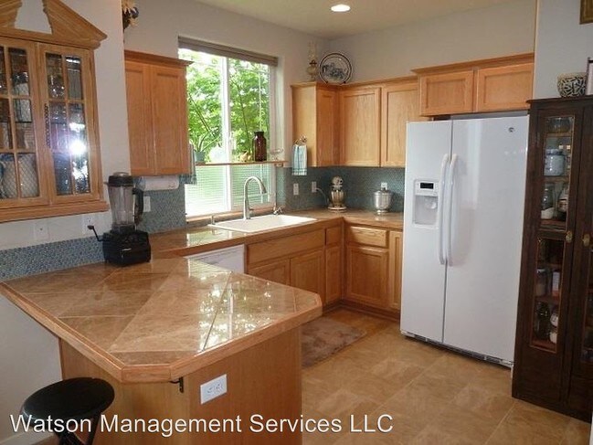 Building Photo - 3 br, 2 bath House - 4701 SW Roseberry St.