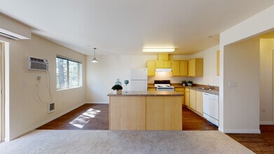 Mountain View Apartments photo'