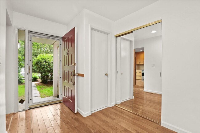 Foto del edificio - 41 Rambling Brook Rd